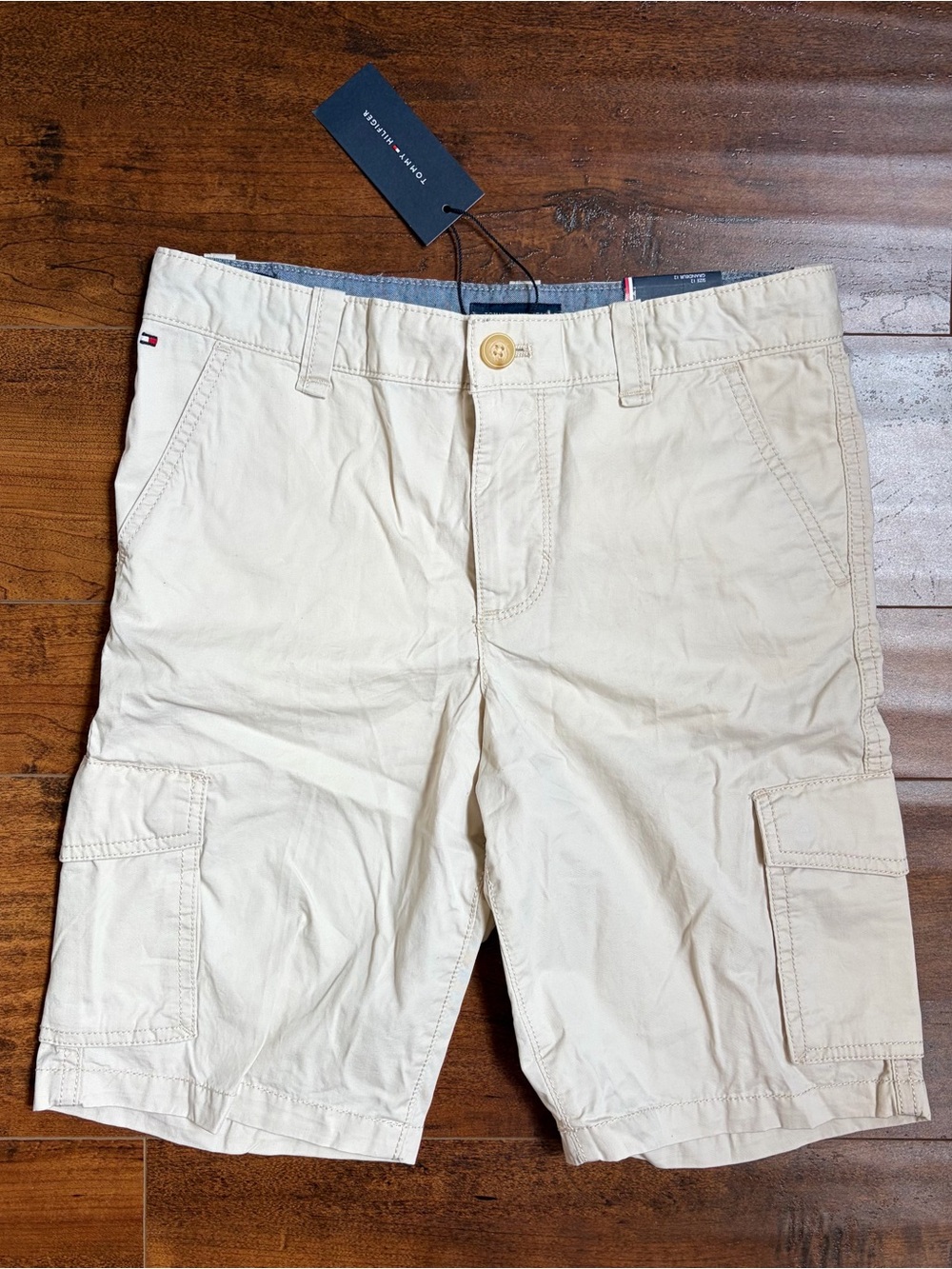 BNWT Tommy Hilfiger Boys Cream Cargo Shorts